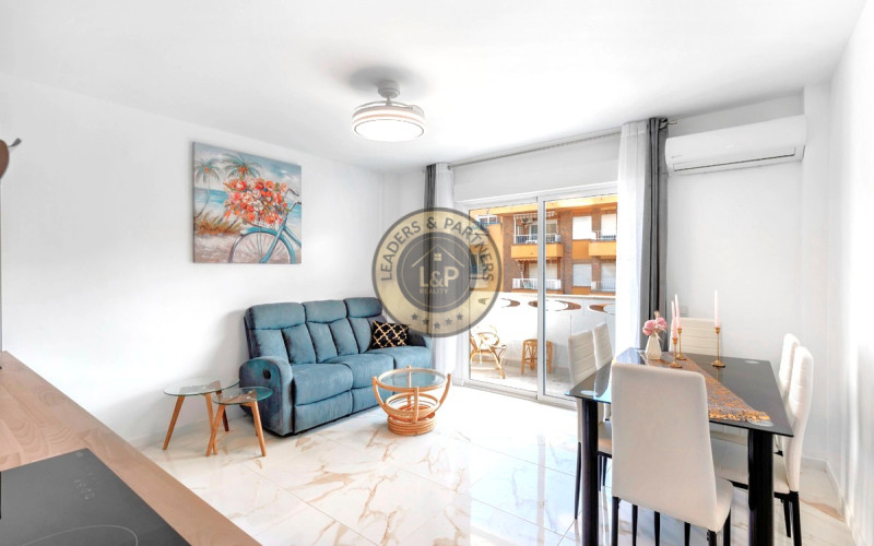 Apartmán 4+kk Torrevieja-Playa Del Cura, Španielsko