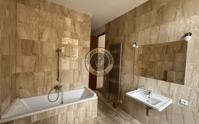 Jedinečný 2-izb. byt s výhľadom na mesto