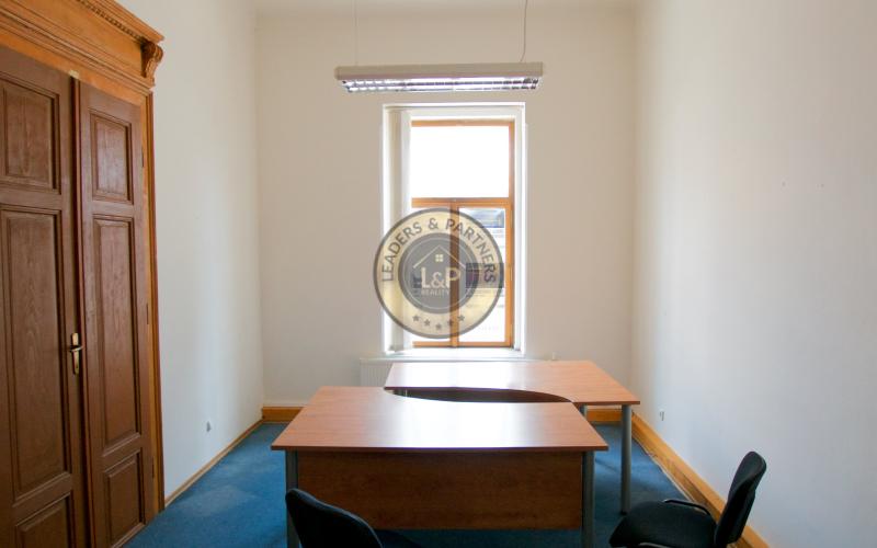Na prenájom kancelária 180 m², Rooseveltova ul., Košice-Staré Mesto