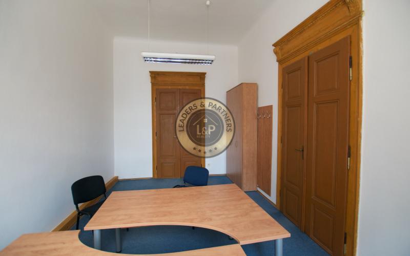Na prenájom kancelária 180 m², Rooseveltova ul., Košice-Staré Mesto