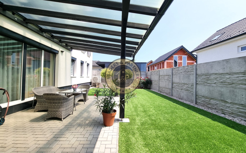 PREDAJ rodinný dom Levél