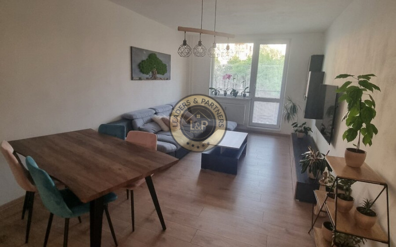 Ponúkame na prenájom 3 izbový byt