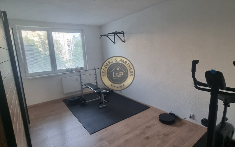 Ponúkame na prenájom 3 izbový byt