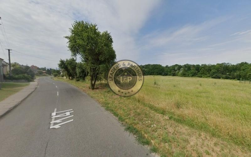 Na predaj pozemok vhodný na výstavbu RD v obci Rybky