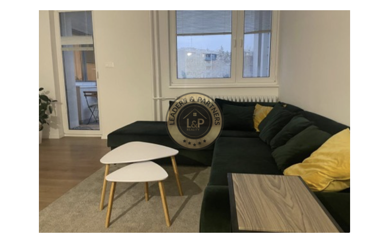 Veľkometrážny 2-izb. byt na PREDAJ - STARÉ MESTO