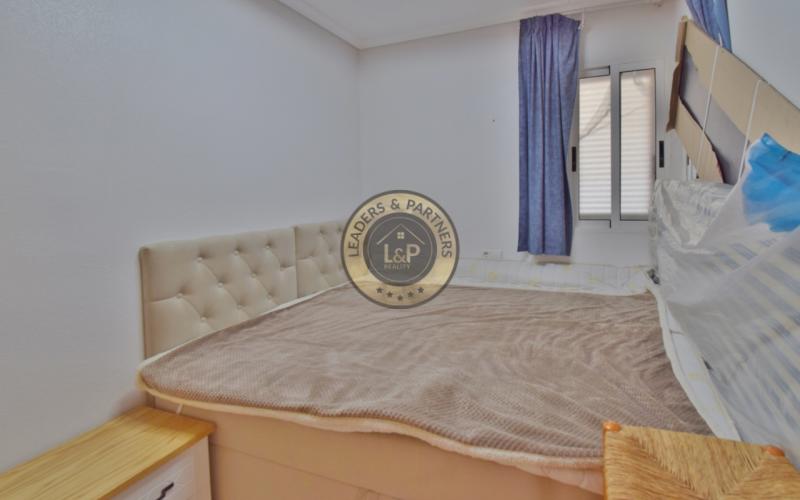 Apartmán 3+kk s bazénom Torrevieja-Španielsko