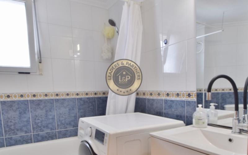 Apartmán 3+kk s bazénom Torrevieja-Španielsko