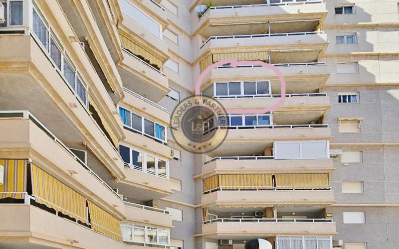 Apartmán 3+kk s bazénom Torrevieja-Španielsko