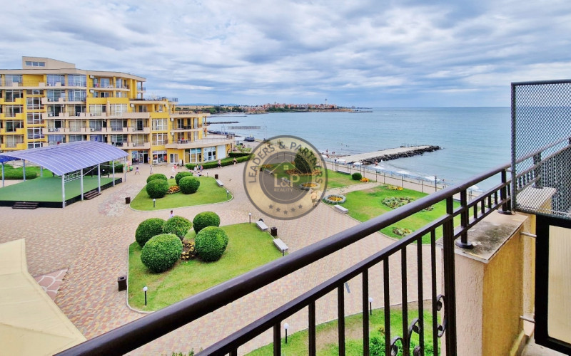 Apartmán 1+kk s bazénom Aheloy-Bulharsko