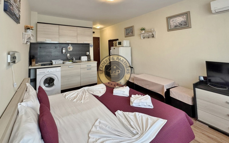 Apartmán 1+kk s bazénom Slnečné pobrežie, Bulharsko