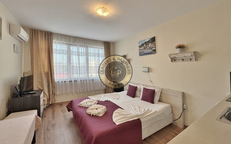 Apartmán 1+kk s bazénom Slnečné pobrežie, Bulharsko