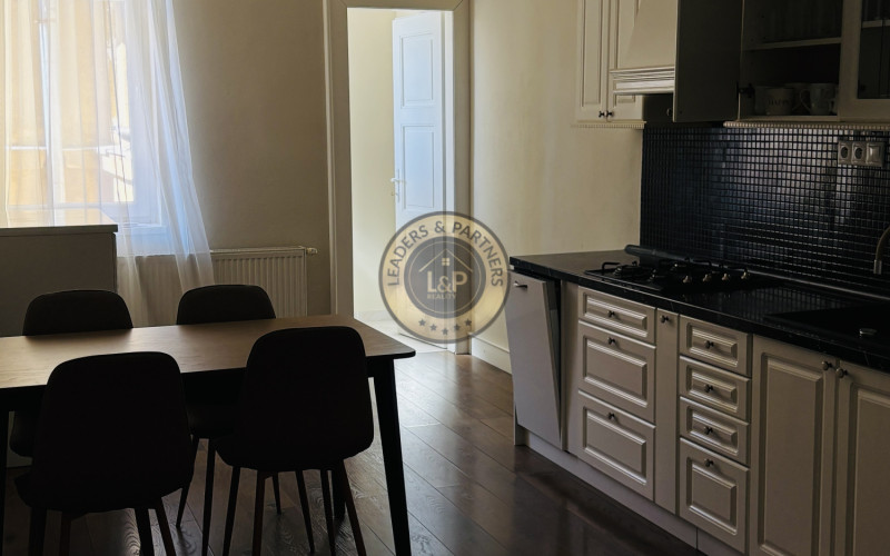 L&P | Prenájom luxusného 3-izbového bytu – Staré Mesto