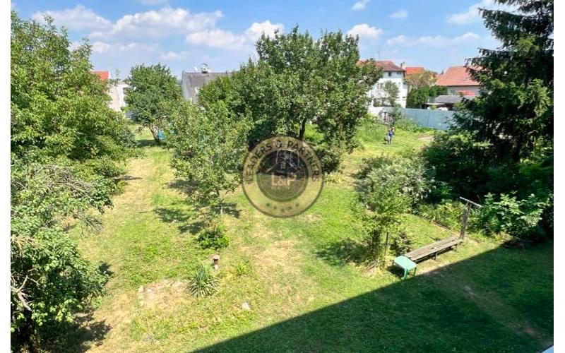Na prenájom priestranný 3-izbový byt, 67 m² s balkónom