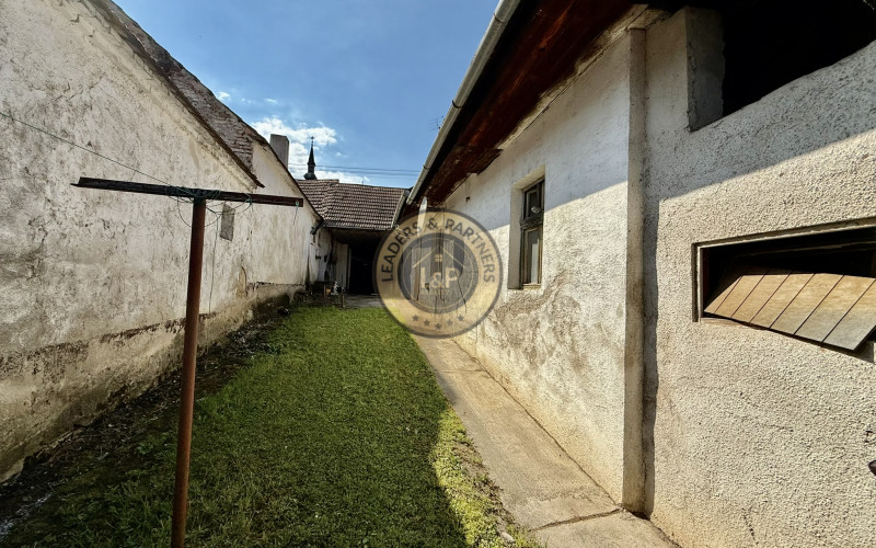 Na predaj starší vidiecky dom v obci Horné Orešany