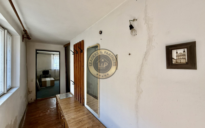 Na predaj starší vidiecky dom v obci Horné Orešany