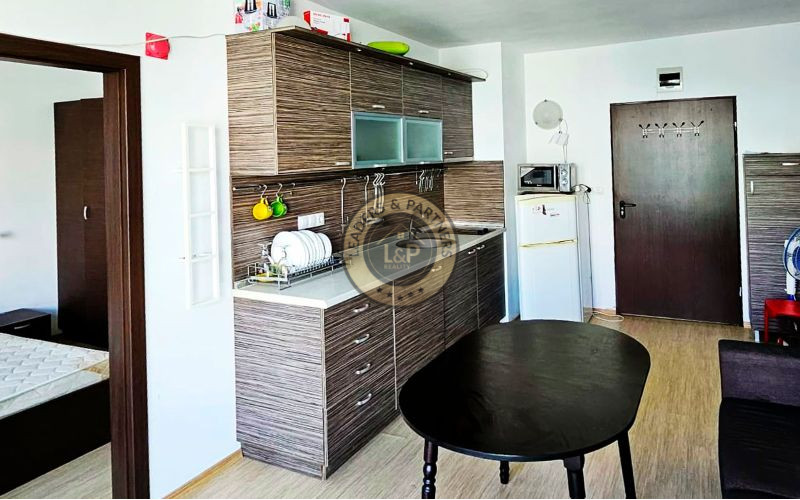 Apartmán 2+kk s balkónom a bazénom Sarafovo-Bulharsko