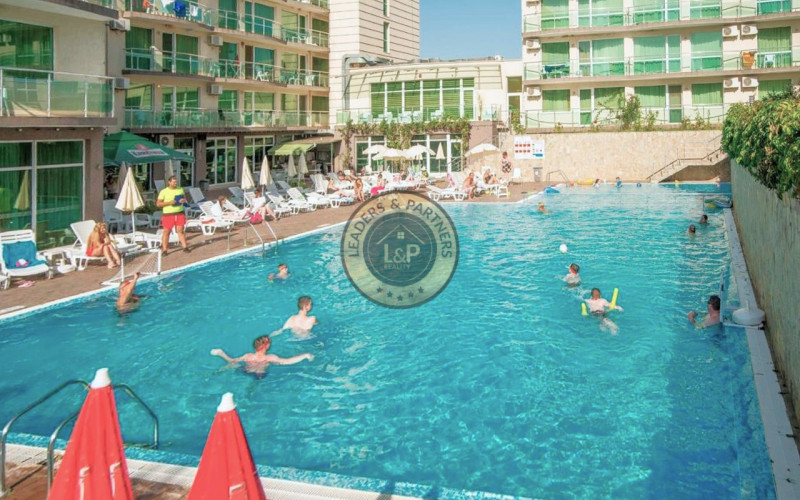 Apartmán 2+kk s balkónom a bazénom Sarafovo-Bulharsko