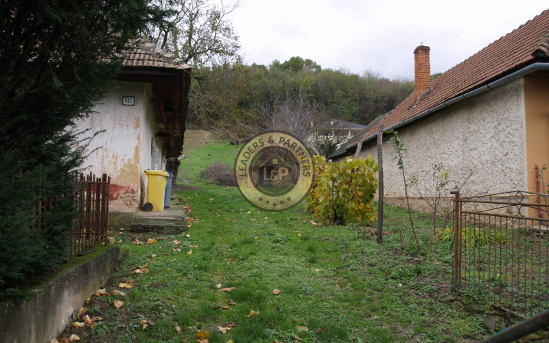 Na predaj stavebný pozemok v obci Kolíňany 1420 m2