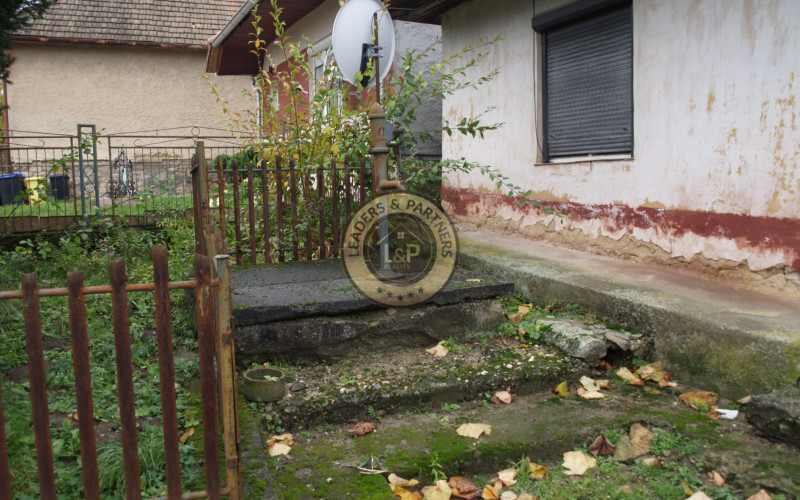 Na predaj stavebný pozemok v obci Kolíňany 1420 m2