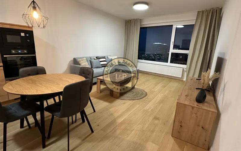 2-izb. byt s výhľadom na hrad na prenájom, KLINGERKA