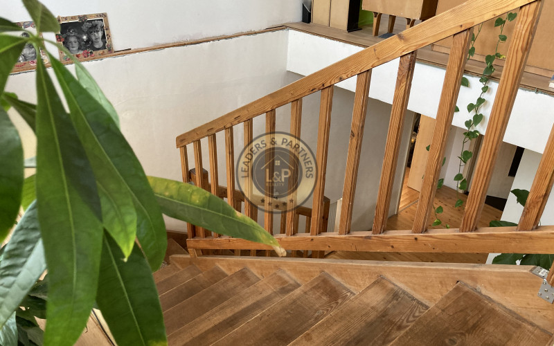 PREDAJ veľký 6izbový rodinný dom Bezenye.