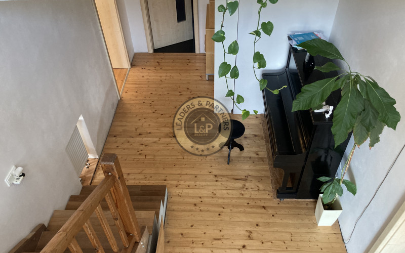 PREDAJ veľký 6izbový rodinný dom Bezenye.