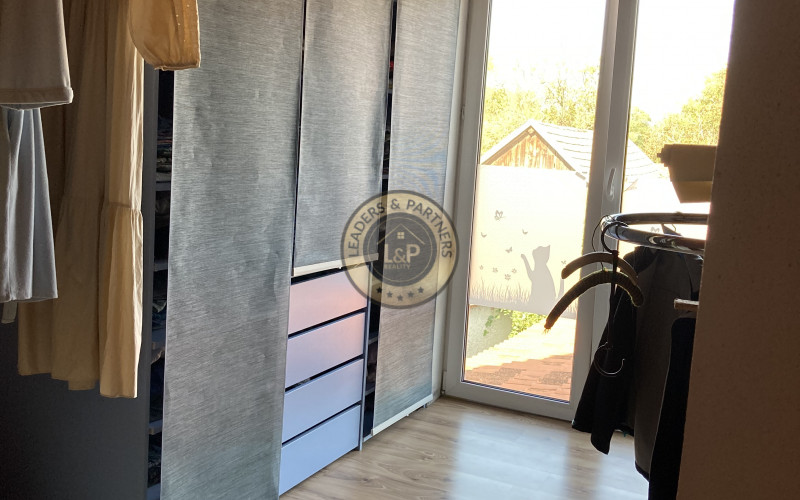 PREDAJ veľký 6izbový rodinný dom Bezenye.