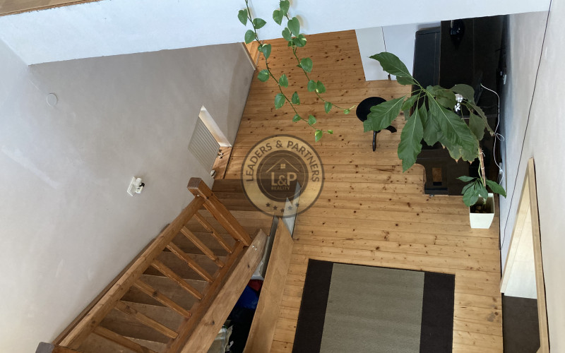 PREDAJ veľký 6izbový rodinný dom Bezenye.