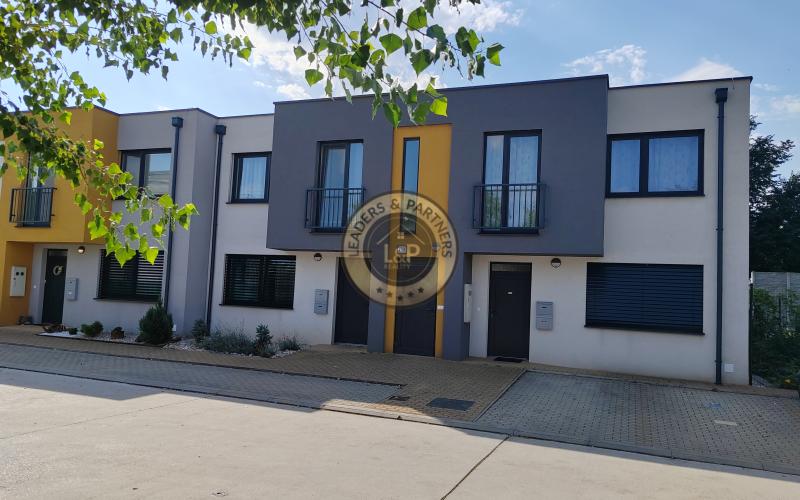 3 izbový byt, Senec -Slnečné jazerá-prenájom, kompletne zariadený, balkón, parkovanie