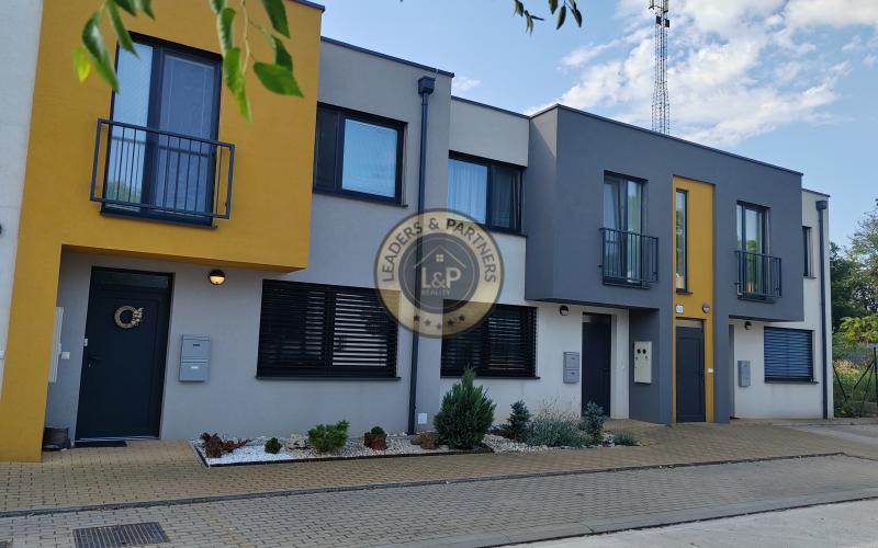 3 izbový byt, Senec -Slnečné jazerá-prenájom, kompletne zariadený, balkón, parkovanie