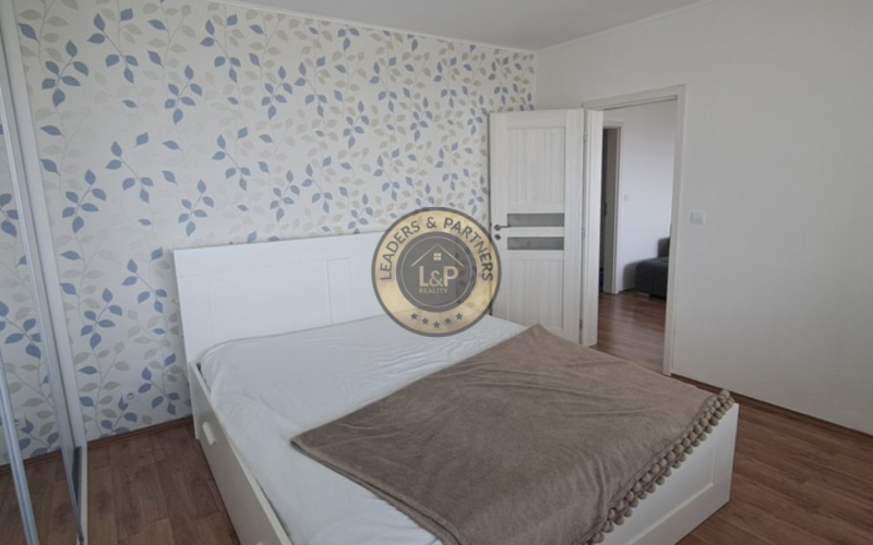 3-izbový byt na Nám. Hraničiarov - PRENÁJOM