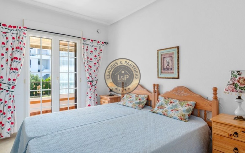 Radový dom 3+kk s bazénom Orihuela Costa, Španielsko