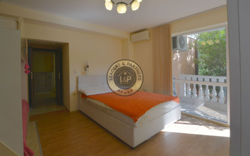 Apartmán 3+kk s balkónom a bazénom Slnečné Pobrežie, Bulharsko