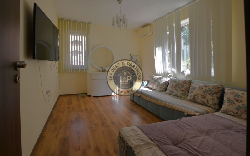 Apartmán 3+kk s balkónom a bazénom Slnečné Pobrežie, Bulharsko