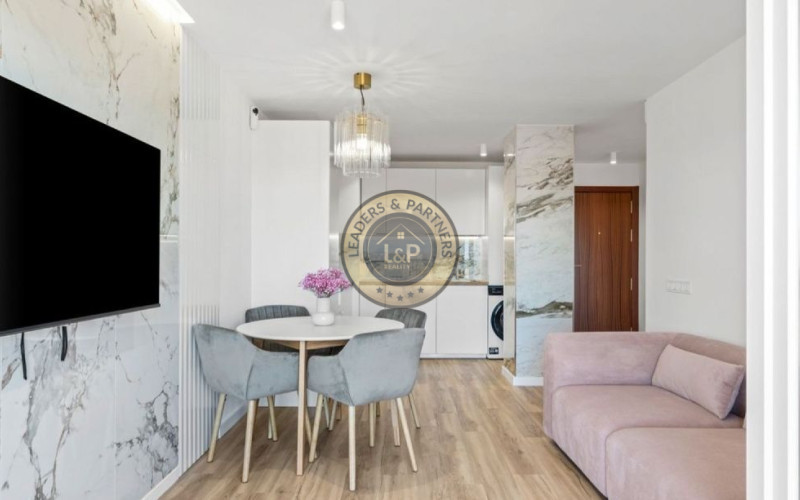 Moderný apartmán 3+kk Alicante-Punta Prima, Španielsko