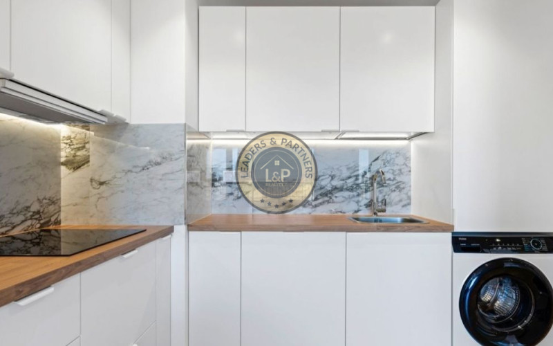 Moderný apartmán 3+kk Alicante-Punta Prima, Španielsko