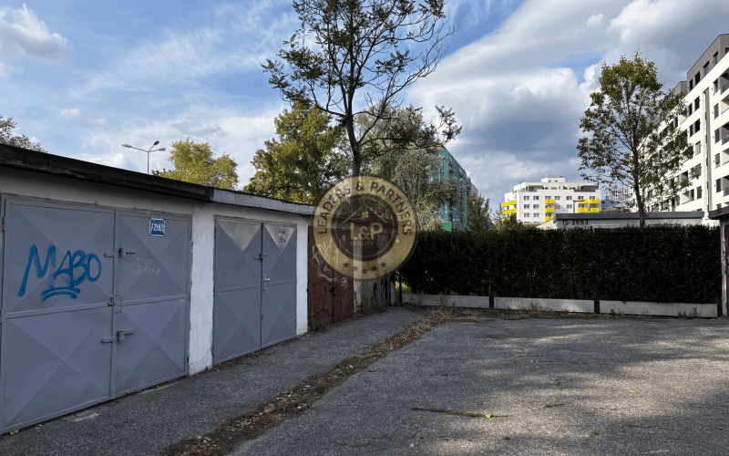 Suchá a udržiavaná garáž na predaj | Budovateľská, BA II - TOP LOKALITA