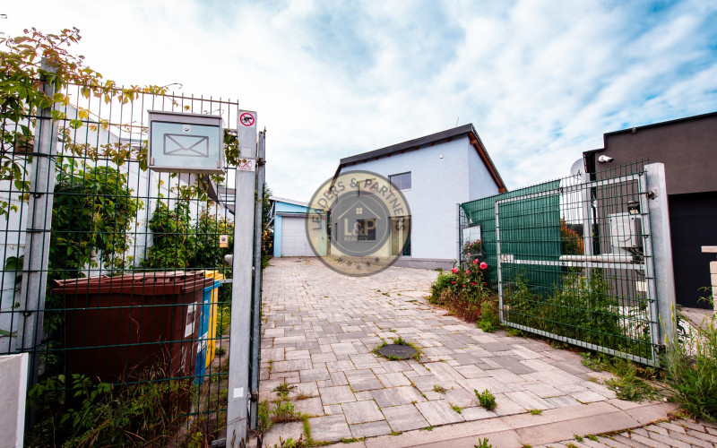 Exkluzívne na predaj rodinný dom v Trnave na Peknom Poli