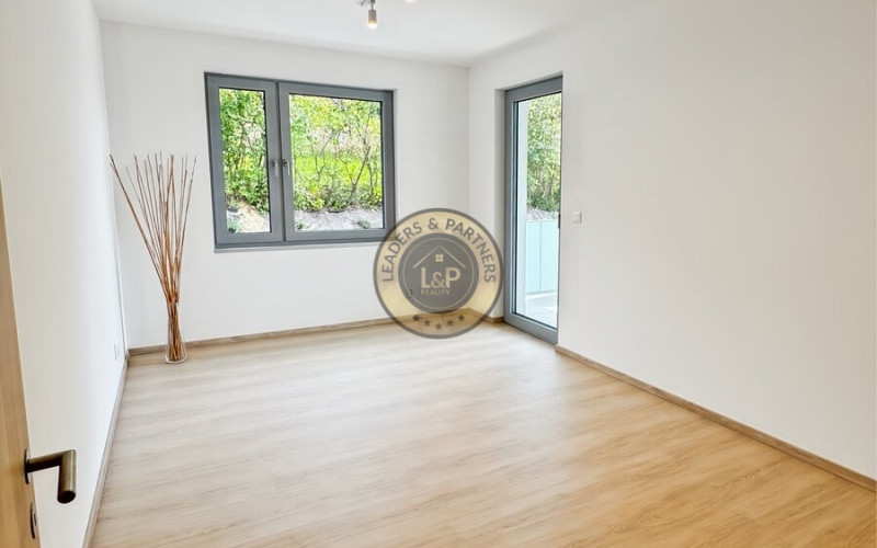 NA PRENÁJOM - Moderný 3 izbový byt s terasou - Šidlovec