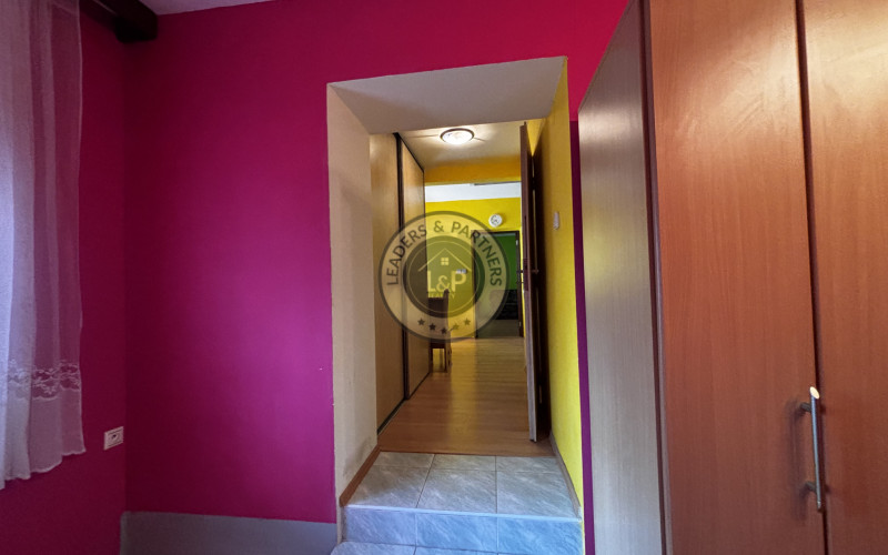 Rodinný dom s 2 bytovými jednotkami NA PREDAJ, VAJNORY