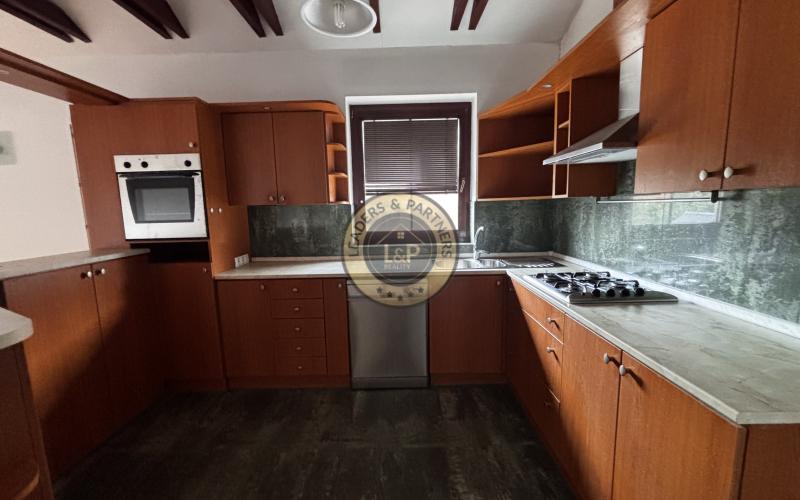 Rodinný dom s 2 bytovými jednotkami NA PREDAJ, VAJNORY