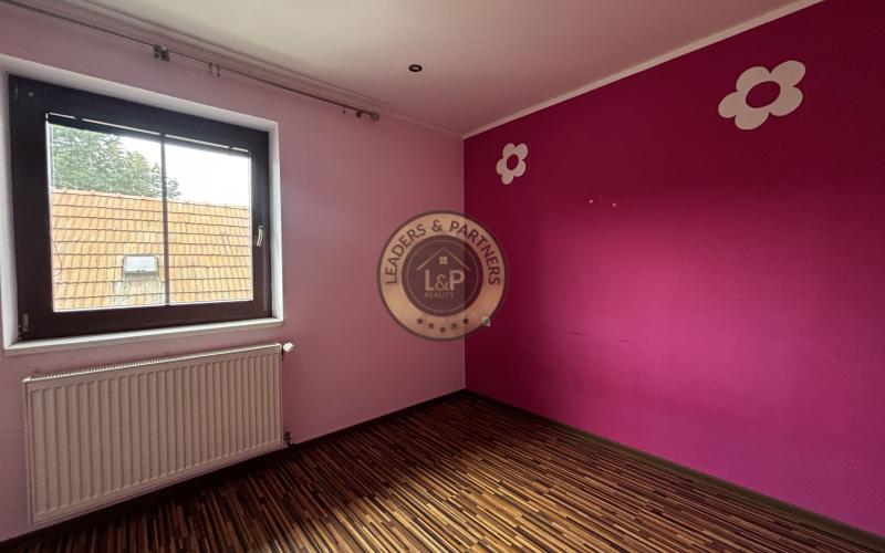 Rodinný dom s 2 bytovými jednotkami NA PREDAJ, VAJNORY