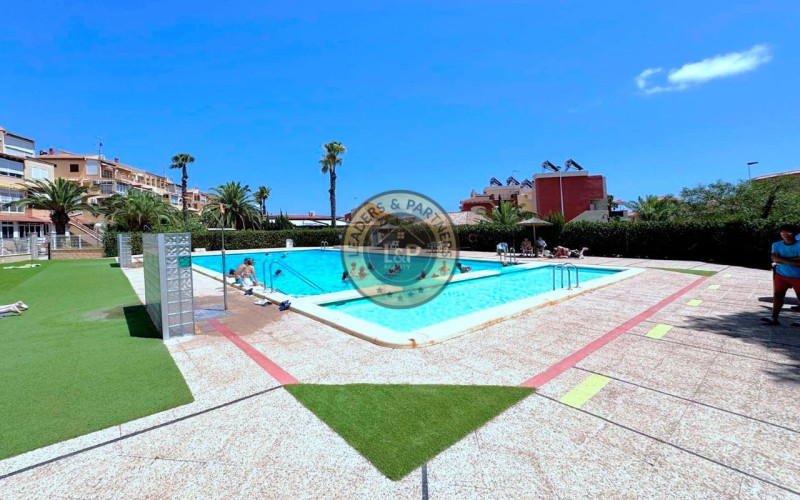 Štúdio 1+kk s bazénom Torrevieja-Torreblanca, Španielsko