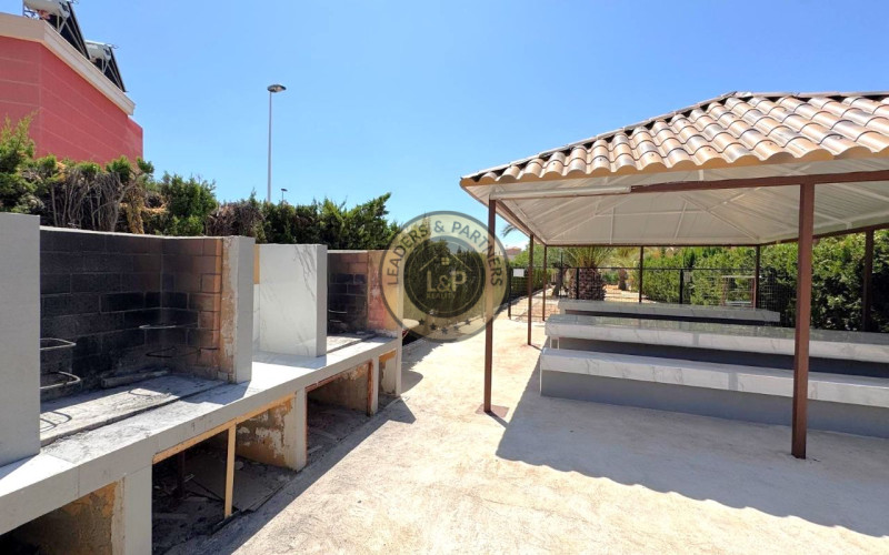 Štúdio 1+kk s bazénom Torrevieja-Torreblanca, Španielsko