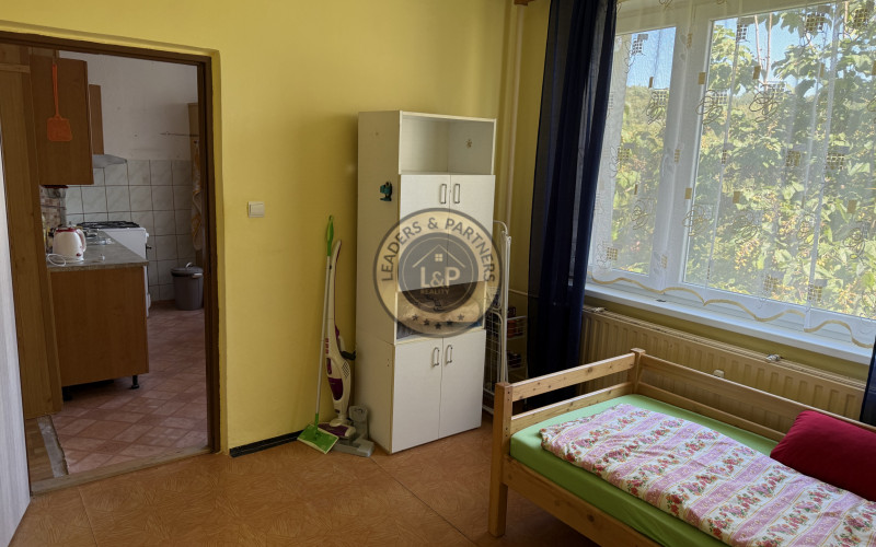 3 izbový byt Košice - Nad jazerom, Stálicova, pôv. stav., lodžia