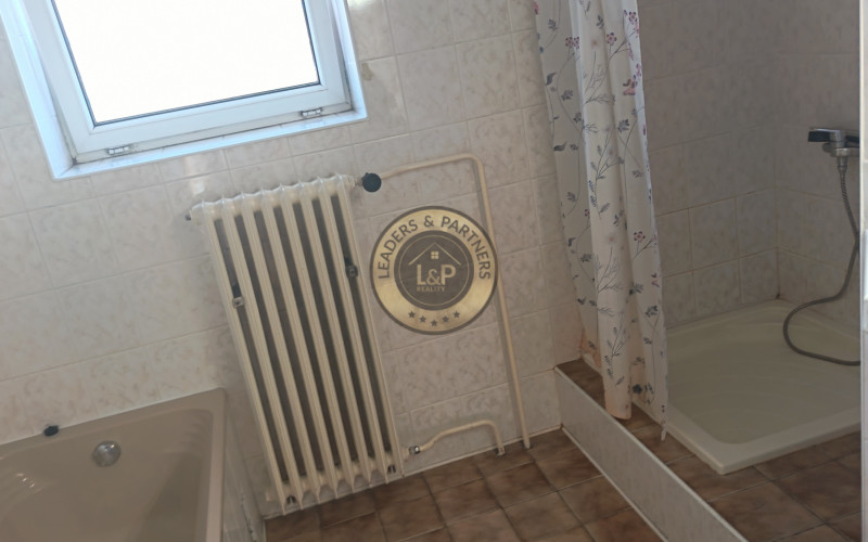 4 izbový dom na Zobore na prenajom