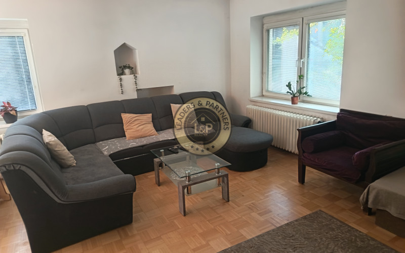 4 izbový dom na Zobore na prenajom