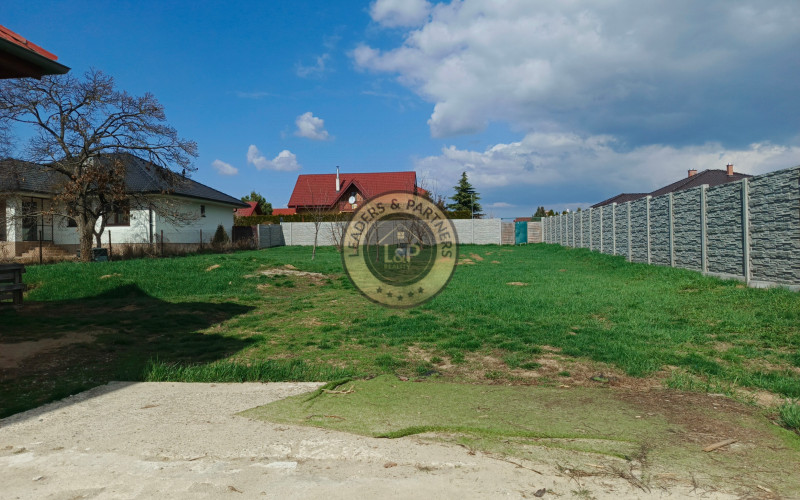 Rodinný dom  vo Veľkých Ripňanoch 6.izieb -1408m2 pozemok.