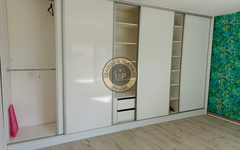 Rodinný dom  vo Veľkých Ripňanoch 6.izieb -1408m2 pozemok.