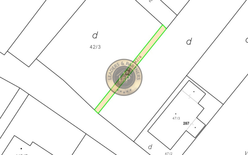 Na predaj pozemok vhodný na výstavbu  RD v obci Dolné Dubové